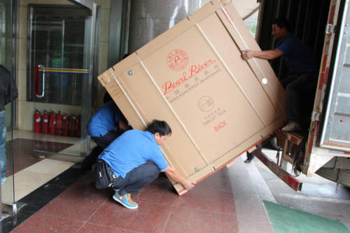 南岳钢琴贵重工艺品无忧运